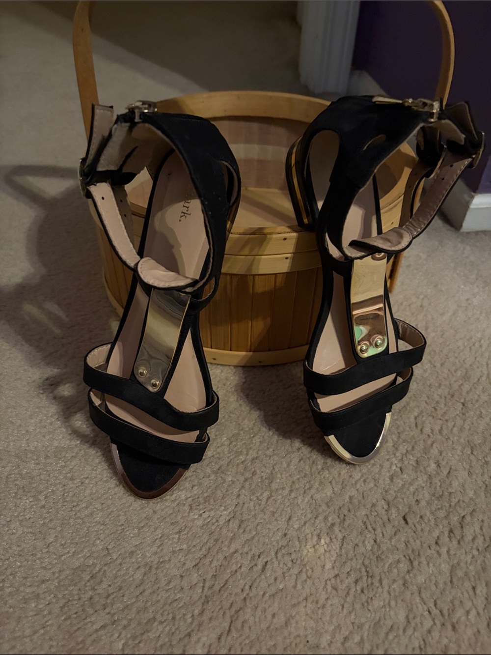 EUC Women's Black Strappy Open-Toe Heels with Gold Accent